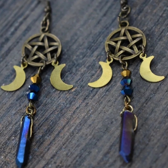 boutique Jewelry - Goldtone aura crystal earrings